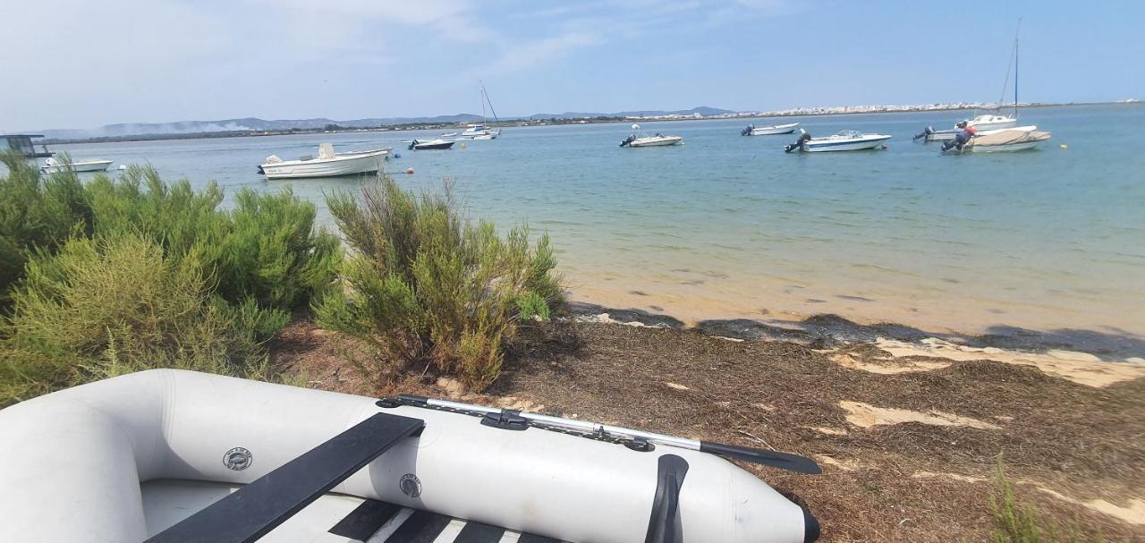 Barco Casa Catamara Sleepandboat Hotel Faro Ngoại thất bức ảnh